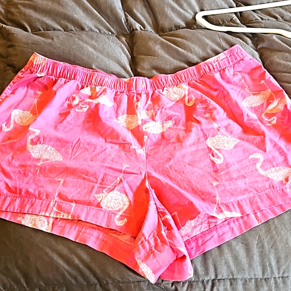 Victoria Secret pajama tshirt and shorts Size XL. Pink flamingo and palm print.